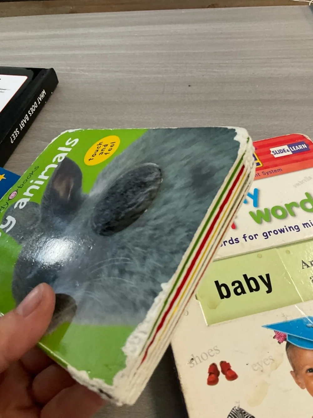 SIX CHILDREN BOOKS‎